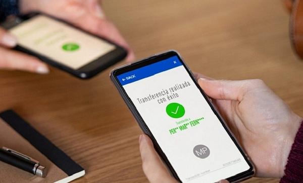 Transferencia bancaria completada con sucesso